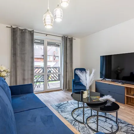 Apartment Invest Zeromskiego B3 *