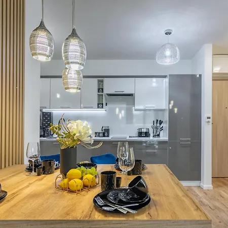 شقة Invest Zeromskiego B3 *