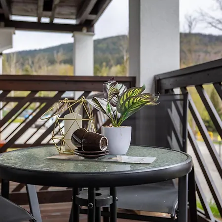 Invest Zeromskiego B3 * شكلارسكا بوريبا